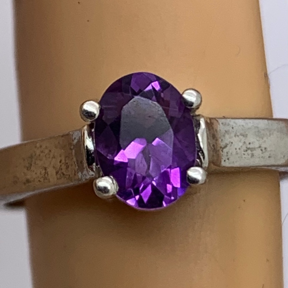 925.Sterling Gemstone ring size 6.5
